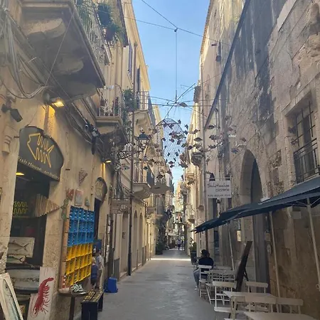 Ortigia Stranizza D'amuri * سيراكوزا